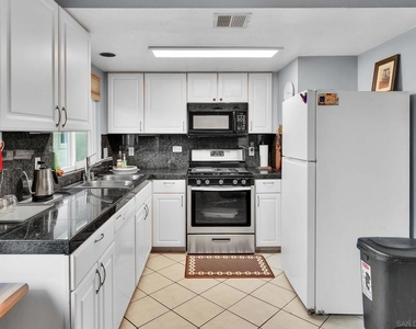 4523 College Way - Photo Thumbnail 9