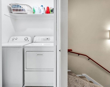 4523 College Way - Photo Thumbnail 21
