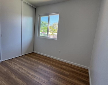 3527 Acworth Ave - Photo Thumbnail 22