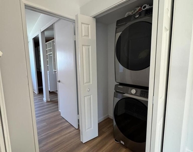 3527 Acworth Ave - Photo Thumbnail 3