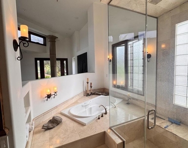 633 Fern Glen - Photo Thumbnail 12