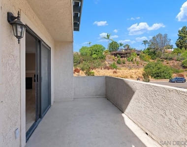 9983 Paseo Montril Dr. - Photo Thumbnail 12