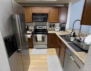 2238 River Run Dr. - Photo Thumbnail 7