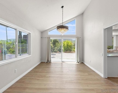 11342 Del Diablo St - Photo Thumbnail 9