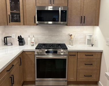 3439 Highwood Court - Photo Thumbnail 45