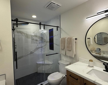 3439 Highwood Court - Photo Thumbnail 18
