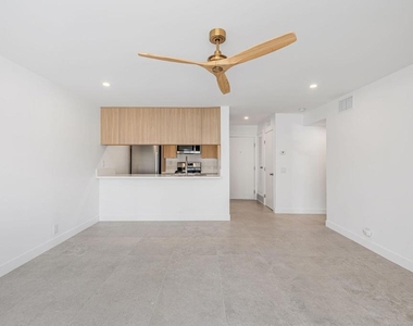 1400 E Palm Canyon Drive - Photo Thumbnail 16