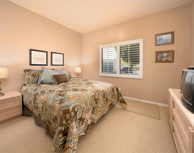 67300 W Chimayo Drive - Photo Thumbnail 5