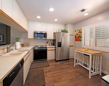 67300 W Chimayo Drive - Photo Thumbnail 12