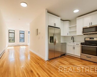 63 Palmetto Street - Photo Thumbnail 5