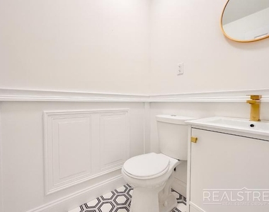 63 Palmetto Street - Photo Thumbnail 13