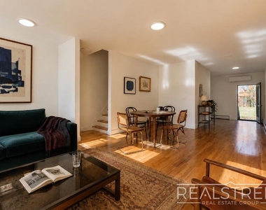 63 Palmetto Street - Photo Thumbnail 1
