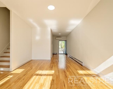 63 Palmetto Street - Photo Thumbnail 6