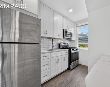 West 263rd Street - Photo Thumbnail 2
