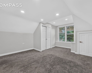 West 263rd Street - Photo Thumbnail 10