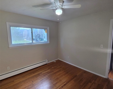 3 Fishkill Glen Drive - Photo Thumbnail 13