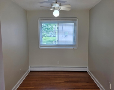 3 Fishkill Glen Drive - Photo Thumbnail 4