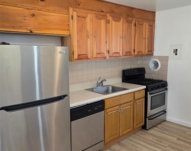 3 Fishkill Glen Drive - Photo Thumbnail 5