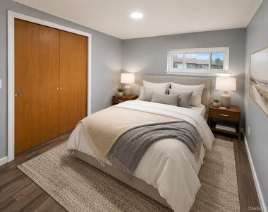 1371 Rosser Avenue - Photo Thumbnail 4