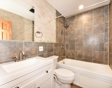 257 Maple Street - Photo Thumbnail 16