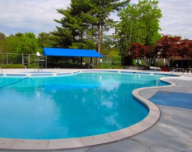 81 Richmond Boulevard - Photo Thumbnail 11