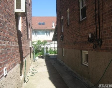 160-45 Willets Point Boulevard - Photo Thumbnail 11