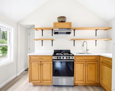 27 Walnut Avenue - Photo Thumbnail 11