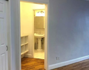 42-26 81st Street - Photo Thumbnail 3