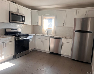 1375 W Main Street - Photo Thumbnail 14