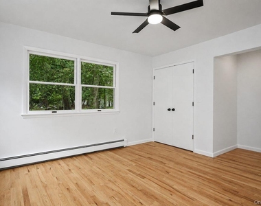 44 Schriever Lane - Photo Thumbnail 14