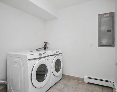44 Schriever Lane - Photo Thumbnail 11