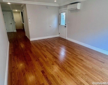 254 E Beech Street - Photo Thumbnail 11