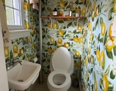 18 Shoreview Road - Photo Thumbnail 7