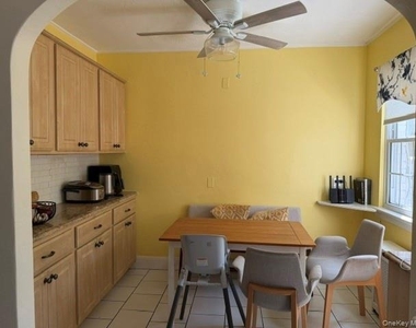 18 Shoreview Road - Photo Thumbnail 5