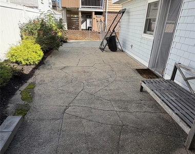 35 Trenton Avenue - Photo Thumbnail 11