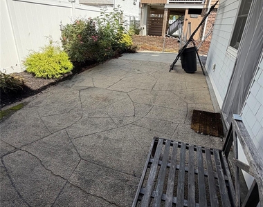 35 Trenton Avenue - Photo Thumbnail 12