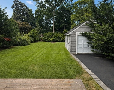 2100 Hillside Avenue - Photo Thumbnail 12