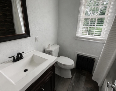 2100 Hillside Avenue - Photo Thumbnail 9