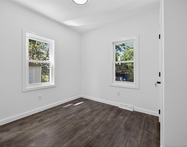 60 W Jeanibo Road - Photo Thumbnail 17