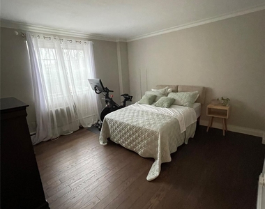 4 Consulate Drive - Photo Thumbnail 9