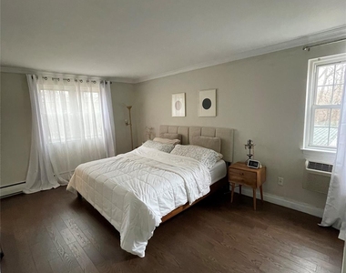 4 Consulate Drive - Photo Thumbnail 5