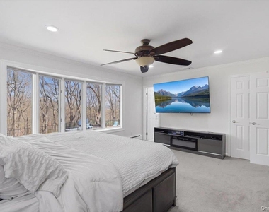 263 Oyster Bay Road - Photo Thumbnail 17