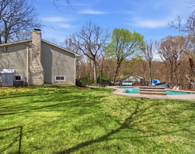 263 Oyster Bay Road - Photo Thumbnail 3