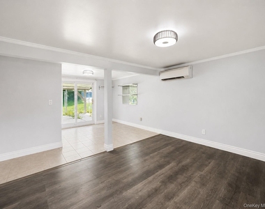 12 Dundee Circle - Photo Thumbnail 15
