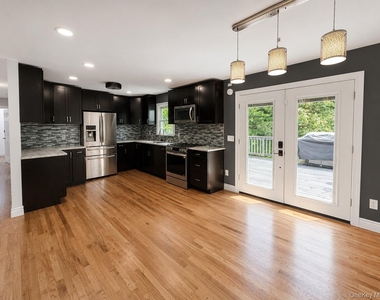 12 Dundee Circle - Photo Thumbnail 4