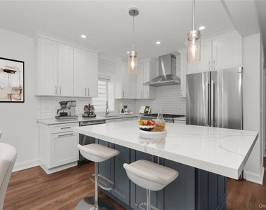 517 Walnut Street - Photo Thumbnail 1