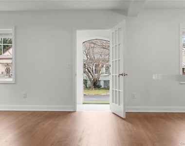 517 Walnut Street - Photo Thumbnail 11