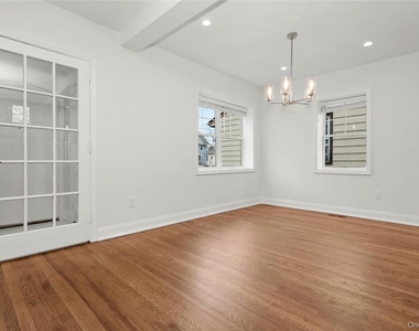 517 Walnut Street - Photo Thumbnail 14
