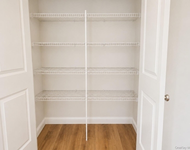 515 Jackson Avenue - Photo Thumbnail 10
