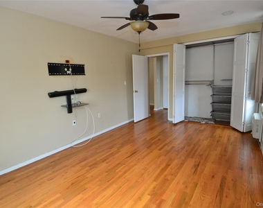 14 Westview Avenue - Photo Thumbnail 9